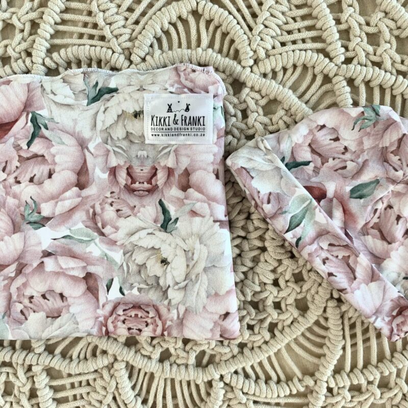 Falling for Peonies – swaddle and beanie set